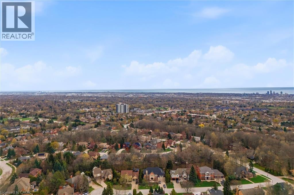1310 BEAUFORT Drive, Burlington, Ontario, L7P4V9 — Photo 18
