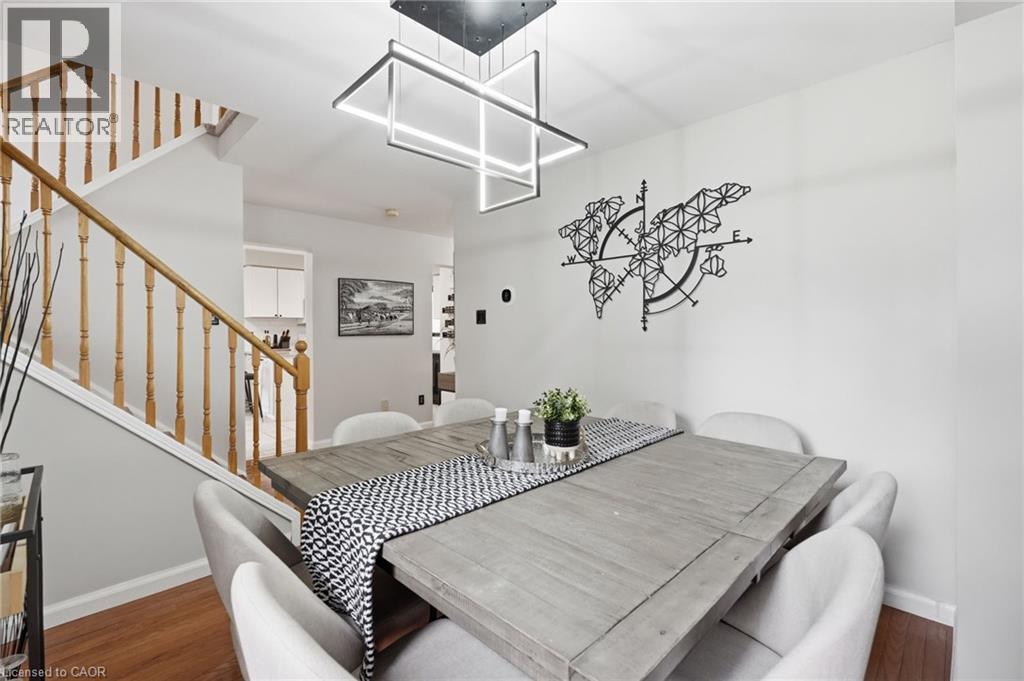 6 WOODCROFT Crescent, Waterdown, Ontario, L8B0H1 — Photo 13