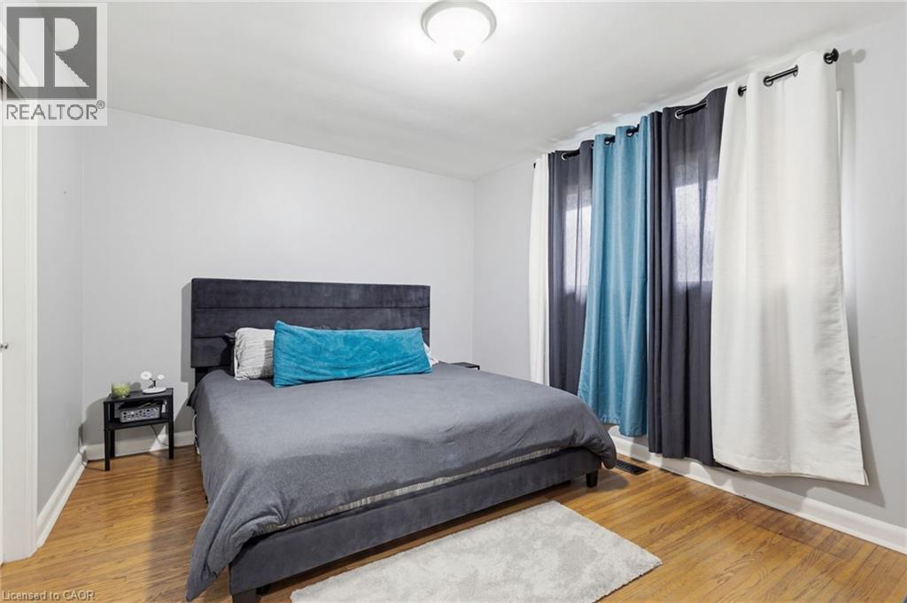 32 BELAIR Drive, Hamilton, Ontario, L9A2Z4 — Photo 16