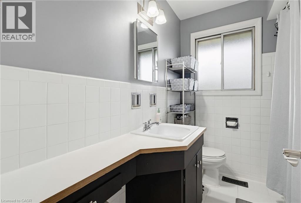 32 BELAIR Drive, Hamilton, Ontario, L9A2Z4 — Photo 19
