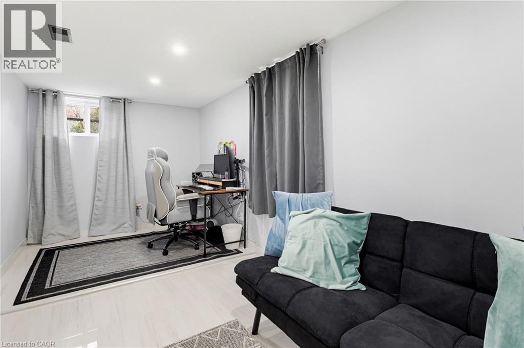 32 BELAIR Drive, Hamilton, Ontario, L9A2Z4 — Photo 23
