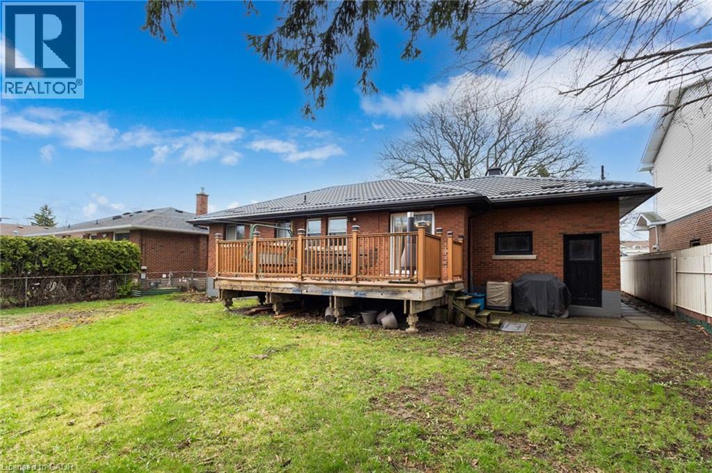 32 BELAIR Drive, Hamilton, Ontario, L9A2Z4 — Photo 32
