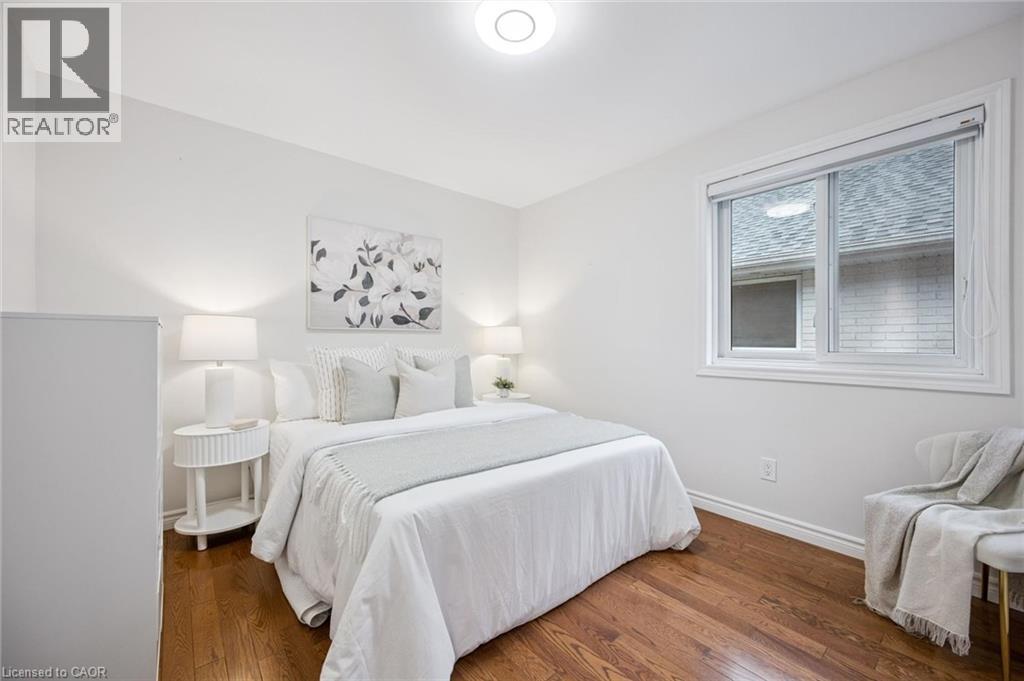 489 BRENTCLIFFE Drive, Waterloo, Ontario, N2T2R8 — Photo 18