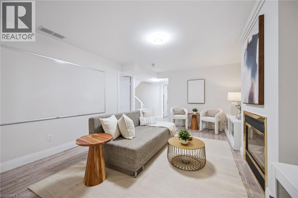 489 BRENTCLIFFE Drive, Waterloo, Ontario, N2T2R8 — Photo 22