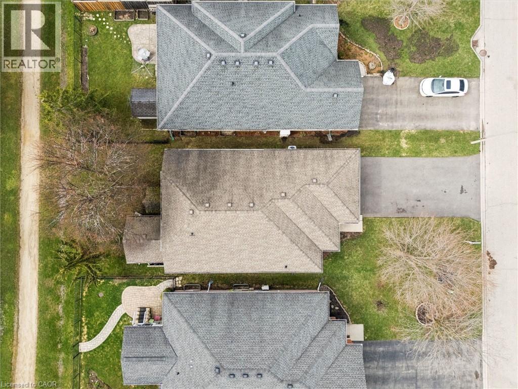 489 BRENTCLIFFE Drive, Waterloo, Ontario, N2T2R8 — Photo 34