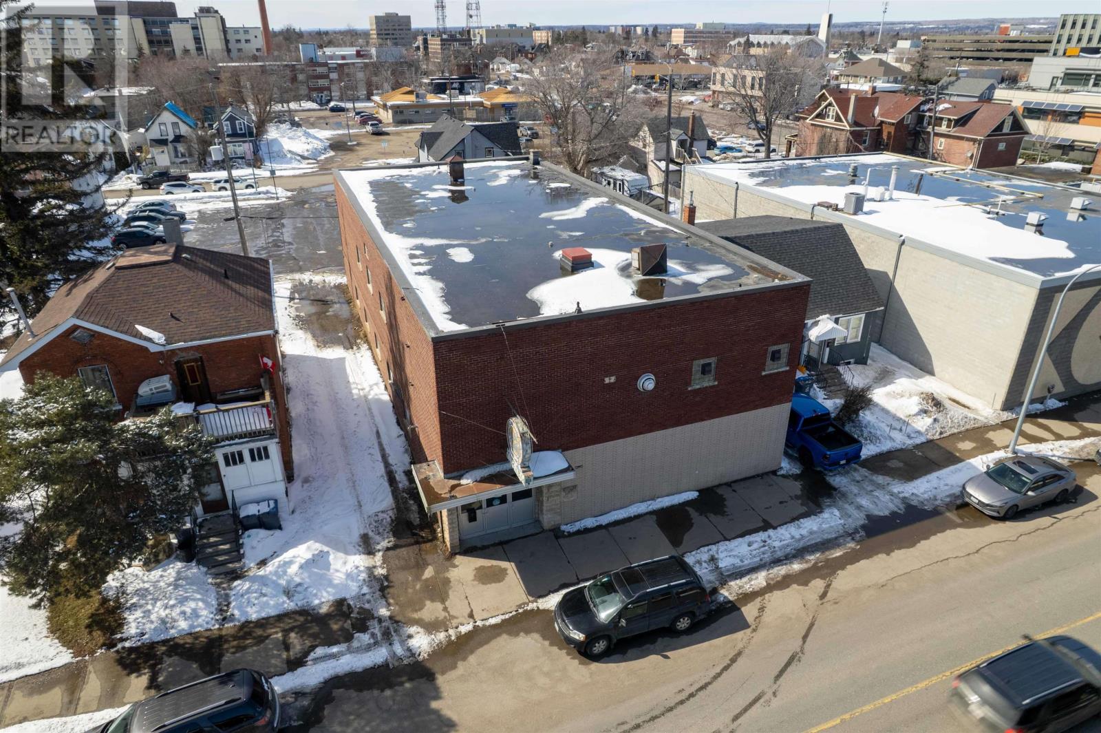 317 May ST S, Thunder Bay, Ontario, P7E1B7 — Photo 2