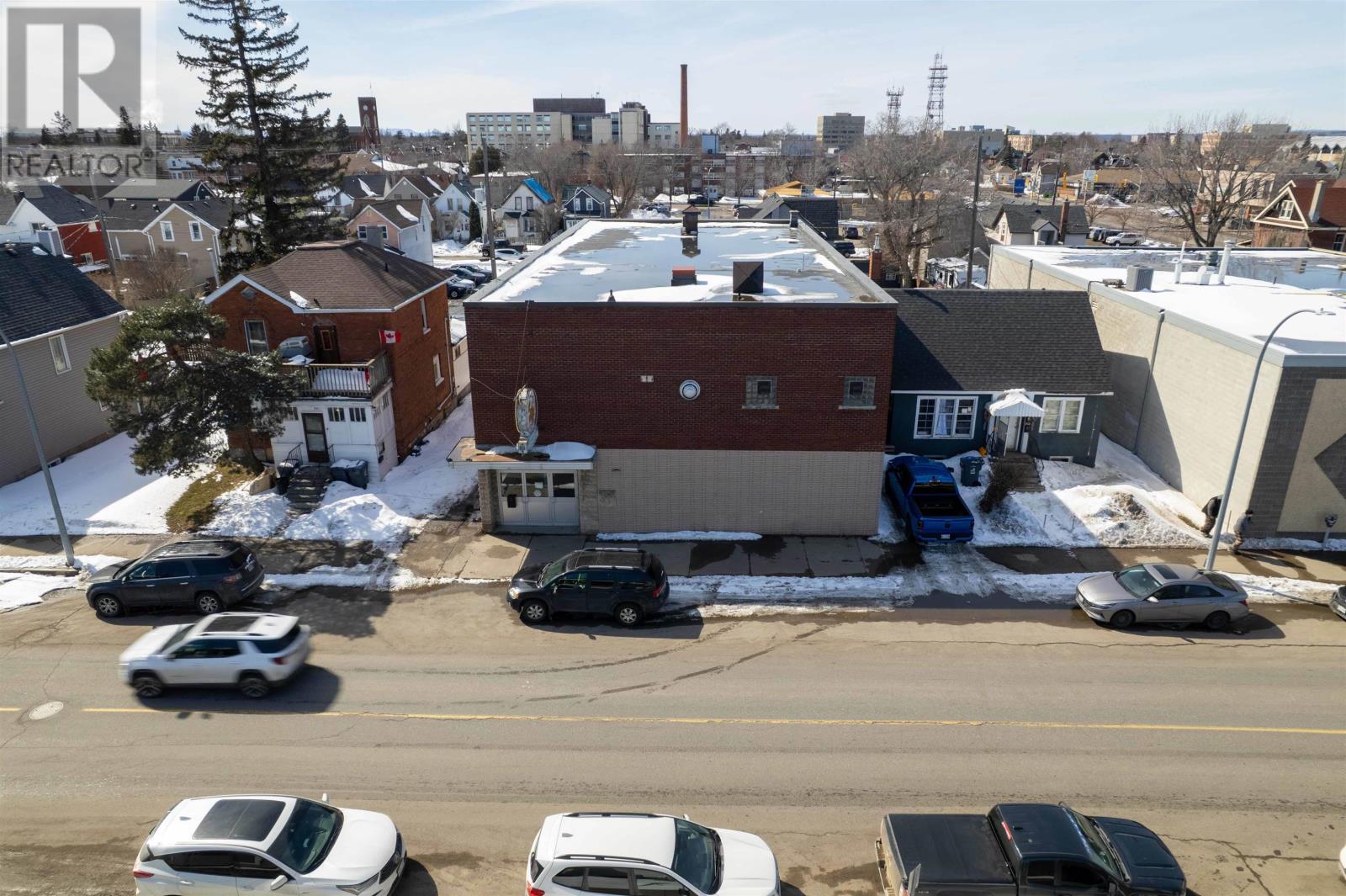 317 May ST S, Thunder Bay, Ontario, P7E1B7 — Photo 3