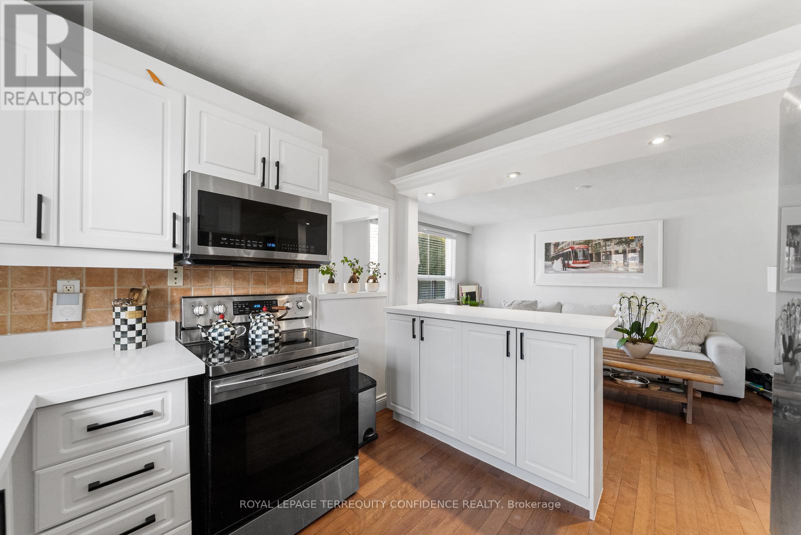 69 NIPIGON AVENUE, Toronto (Newtonbrook East), Ontario, M2M2V9 — Photo 3