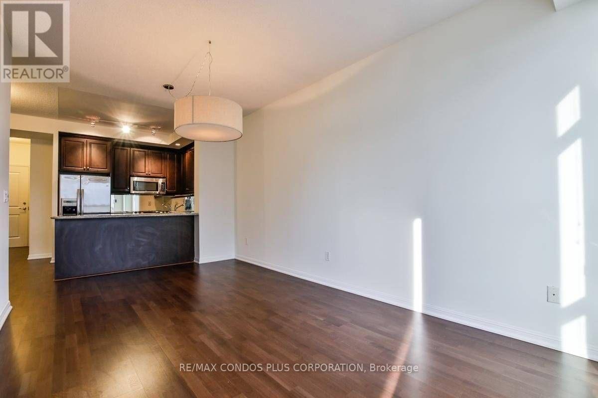 818 - 21 GRAND MAGAZINE STREET, Toronto (Niagara), Ontario, M5V1B5 — Photo 2