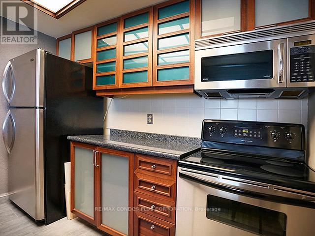 509 - 77 HARBOUR SQUARE, Toronto (Waterfront Communities), Ontario, M5J2S2 — Photo 11