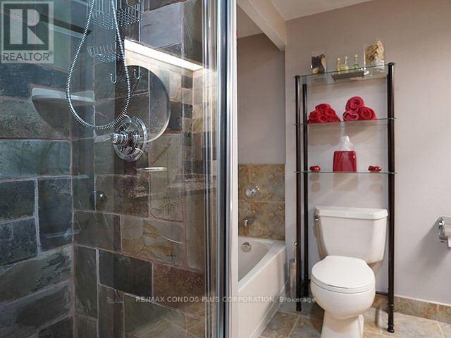 509 - 77 HARBOUR SQUARE, Toronto (Waterfront Communities), Ontario, M5J2S2 — Photo 15