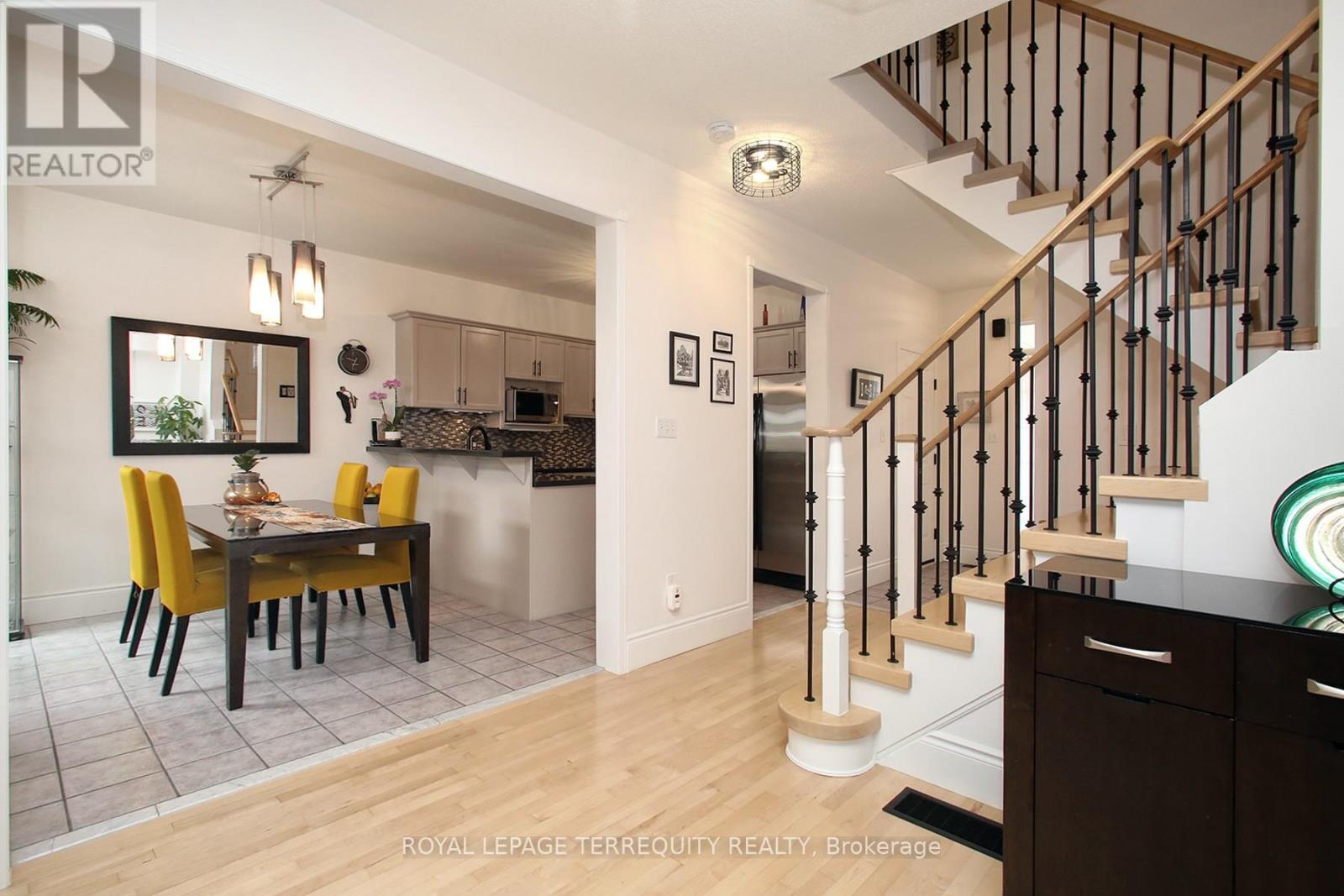 471 WOODSMERE CRESCENT, Pickering (Amberlea), Ontario, L1V7A5 — Photo 12