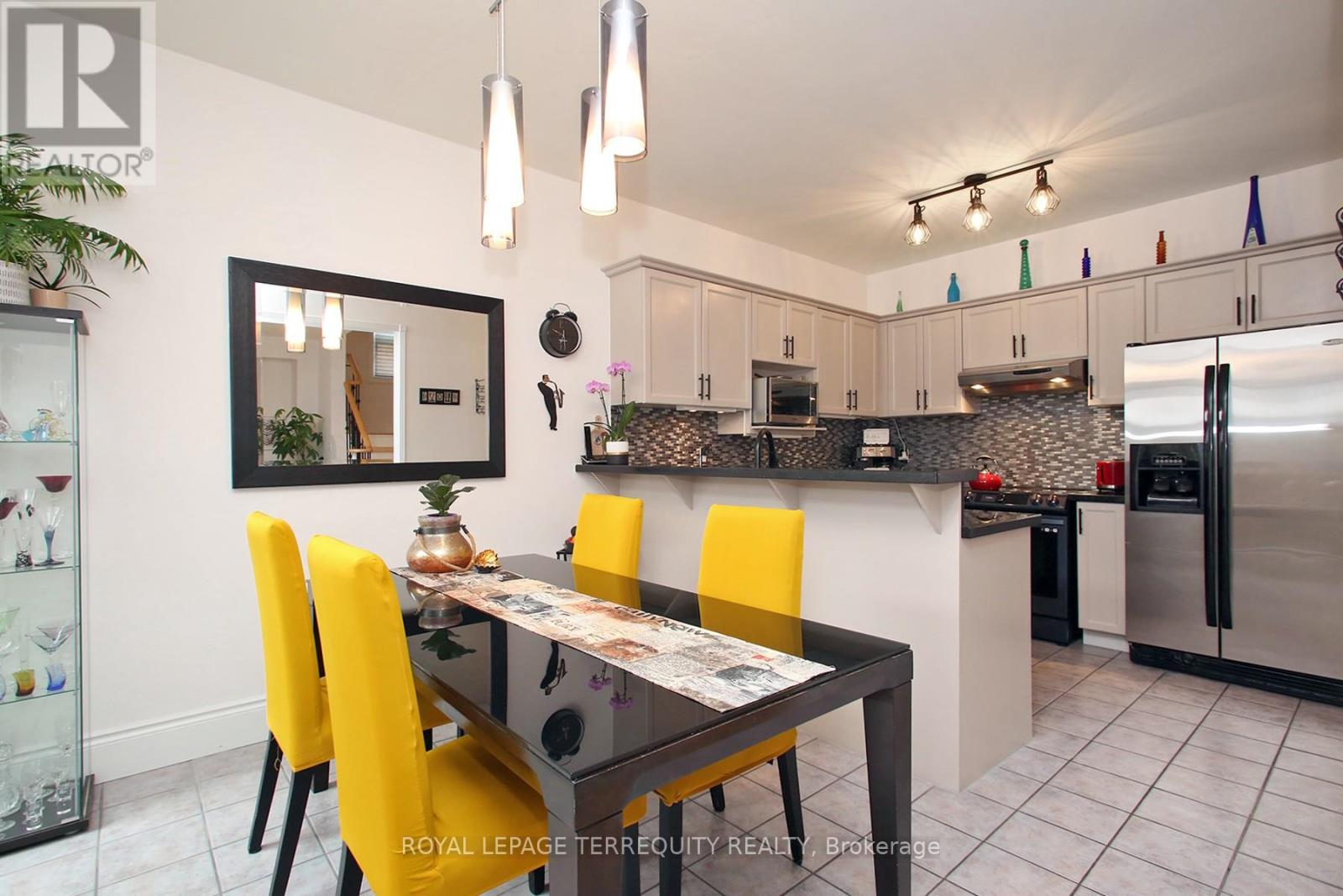 471 WOODSMERE CRESCENT, Pickering (Amberlea), Ontario, L1V7A5 — Photo 13