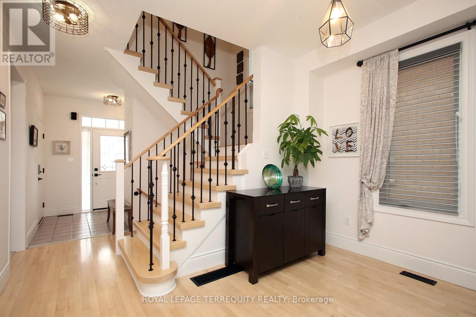 471 WOODSMERE CRESCENT, Pickering (Amberlea), Ontario, L1V7A5 — Photo 17