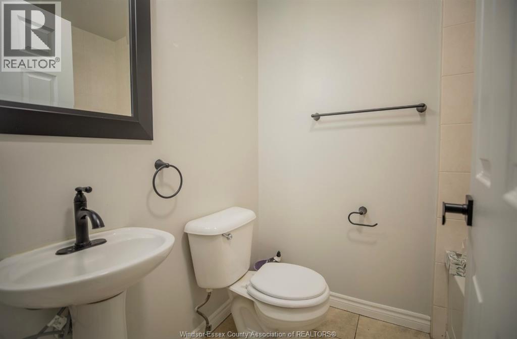 416 Lincoln Unit# 1, Windsor, Ontario, N8Y2G5 — Photo 9