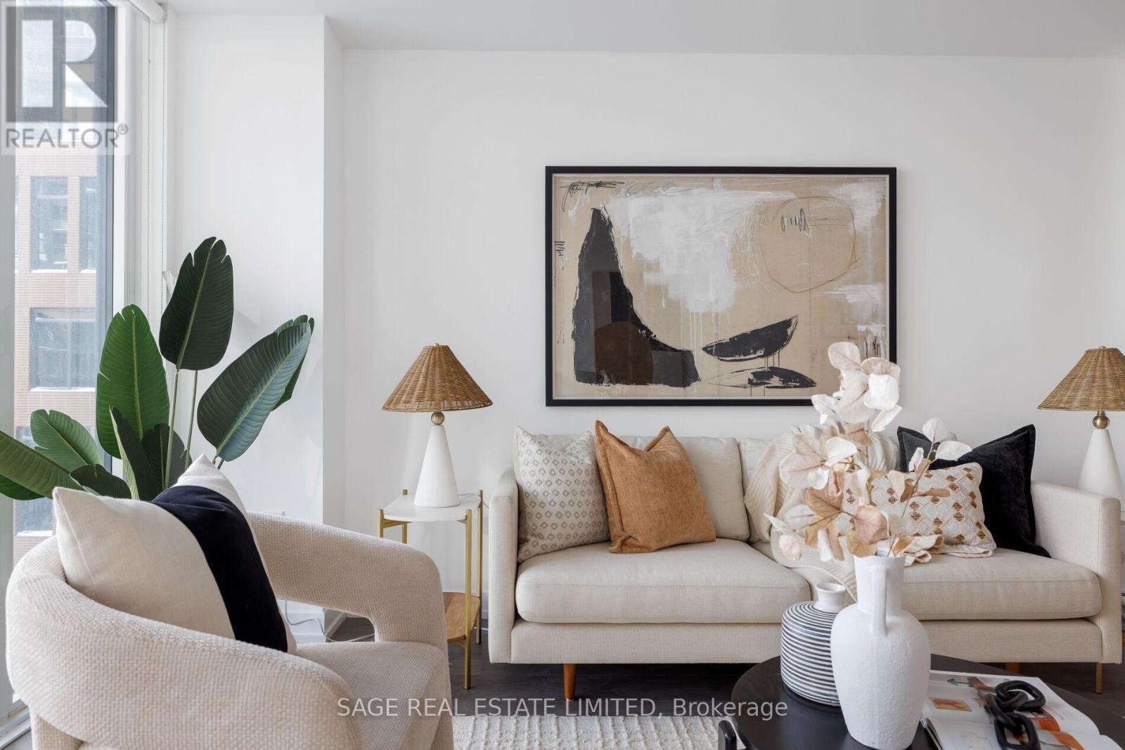 327 - 270 DUFFERIN STREET, Toronto (South Parkdale), Ontario, M6K0H8 — Photo 4