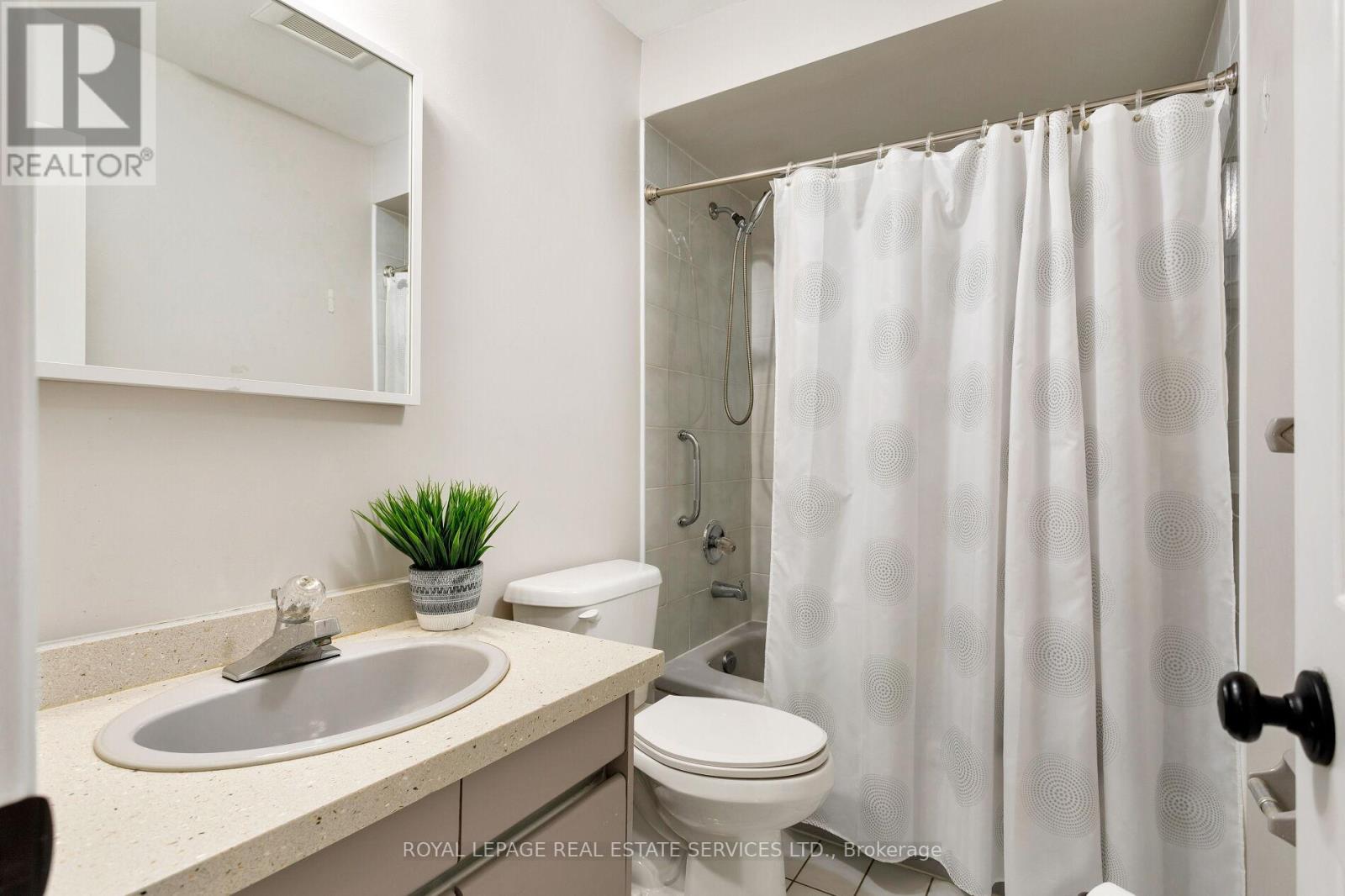 7 - 2006 GLENADA CRESCENT, Oakville (WC Wedgewood Creek), Ontario, L6H5R9 — Photo 33