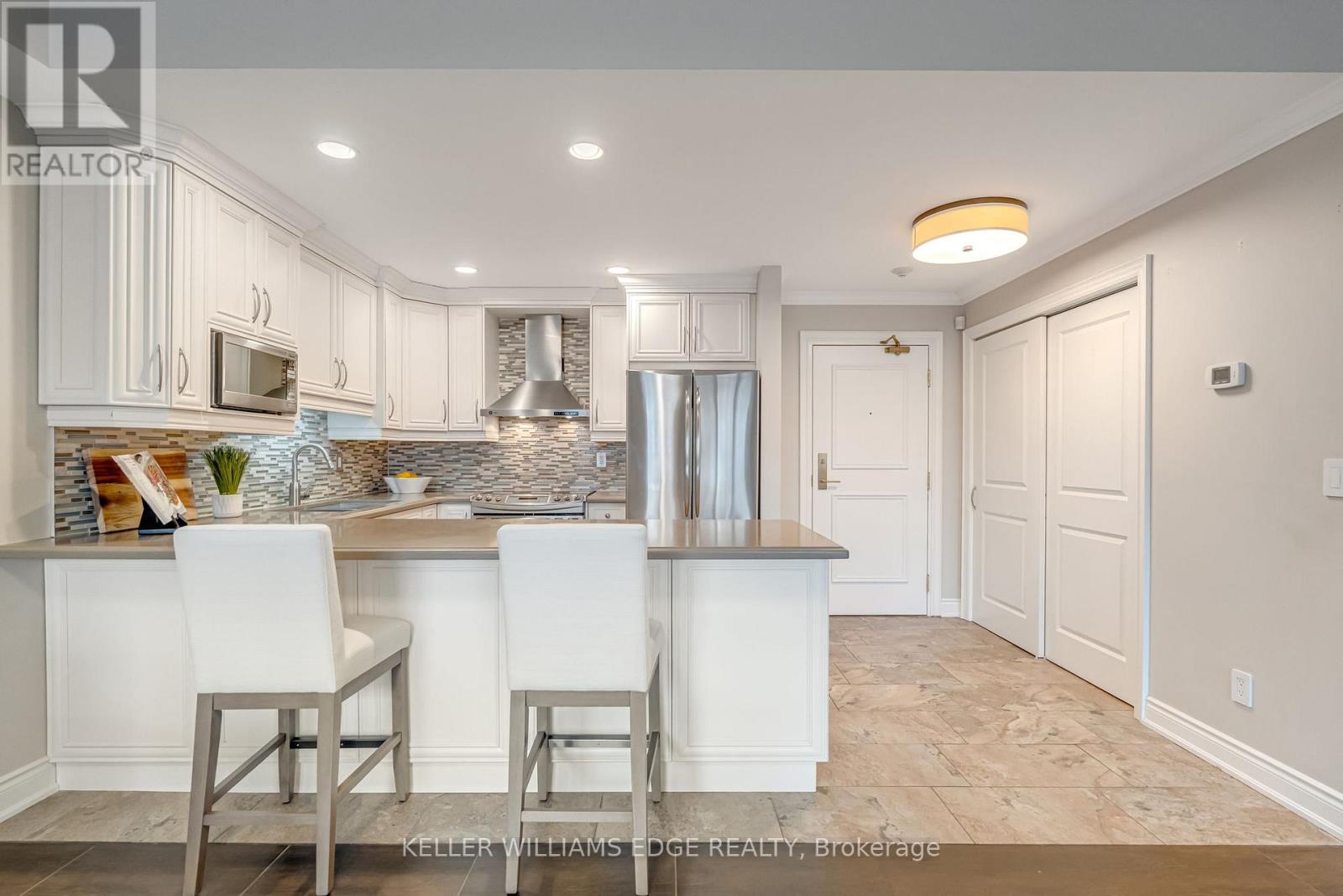 506 - 399 ELIZABETH STREET, Burlington (Brant), Ontario, L7R0A4 — Photo 11