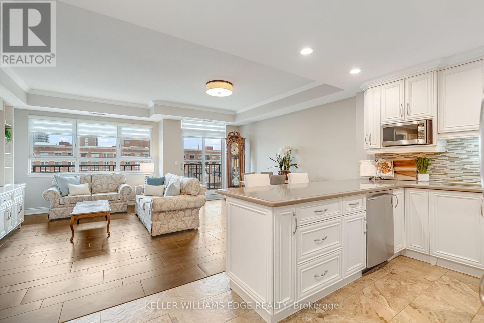 506 - 399 ELIZABETH STREET, Burlington (Brant), Ontario, L7R0A4 — Photo 5