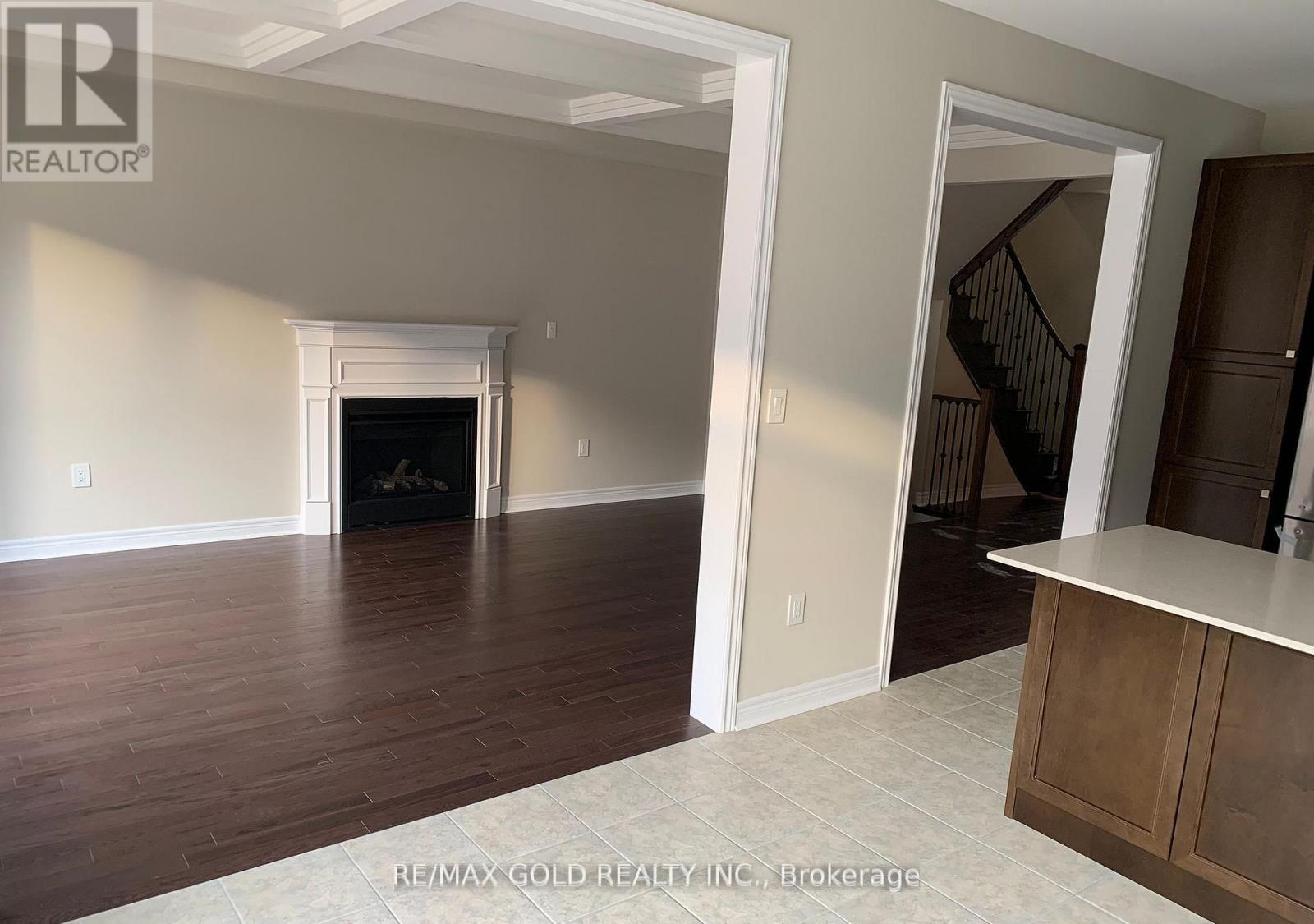 140 FINEGAN CIRCLE, Brampton (Northwest Brampton), Ontario, L7A0B7 — Photo 5