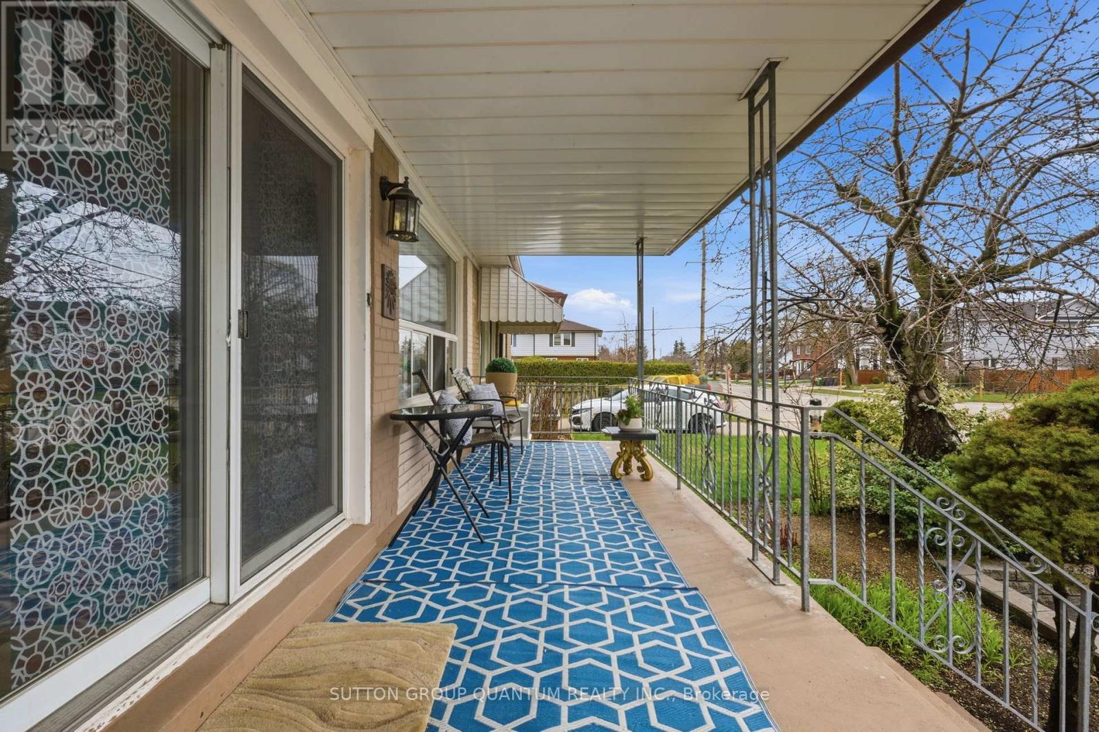 1257 ALEXANDRA AVENUE, Mississauga (Lakeview), Ontario, L5E2A7 — Photo 3