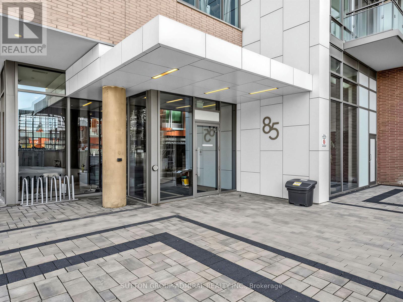 701 - 85 DUKE STREET W, Kitchener, Ontario, N2H0B7 — Photo 2