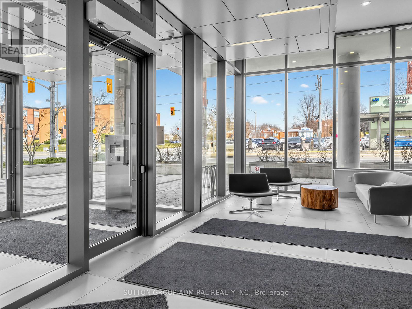 701 - 85 DUKE STREET W, Kitchener, Ontario, N2H0B7 — Photo 3