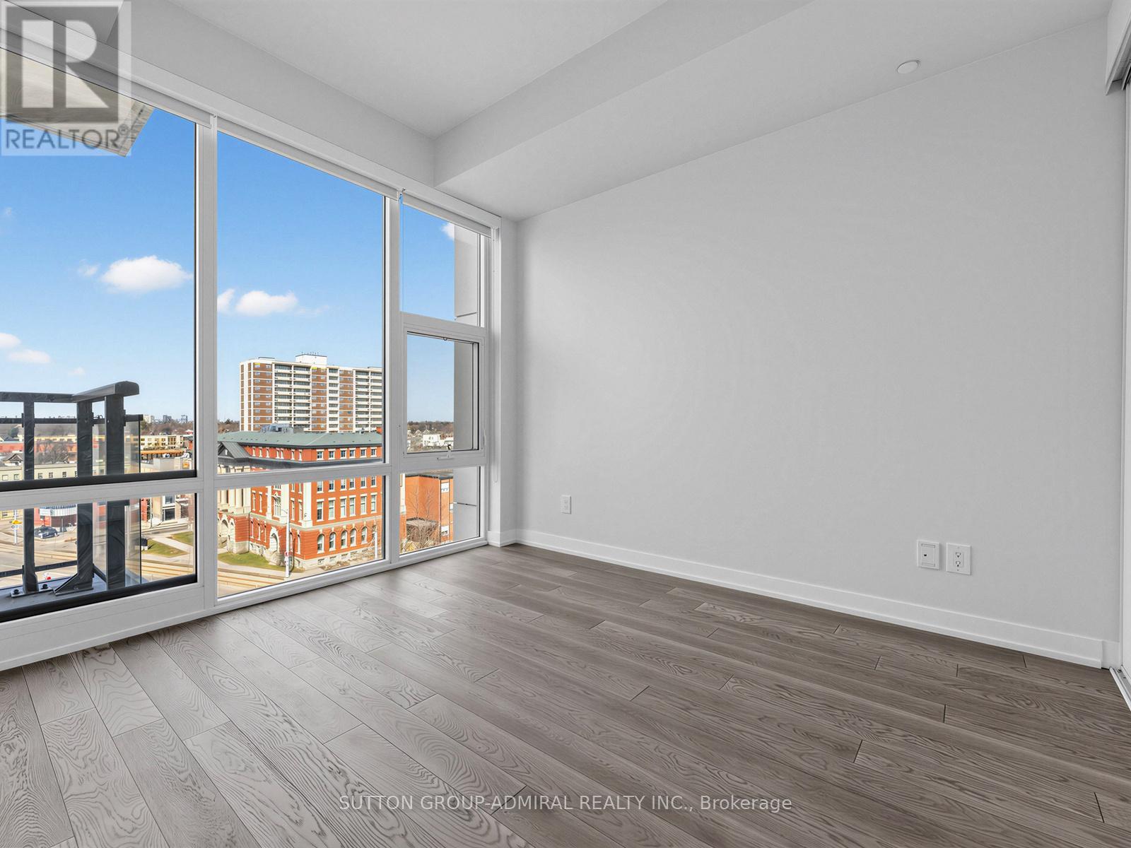 701 - 85 DUKE STREET W, Kitchener, Ontario, N2H0B7 — Photo 7