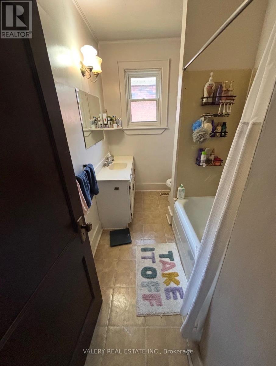 317 VICTORIA ST STREET, Kingston (Central City East), Ontario, K7L3Z2 — Photo 5