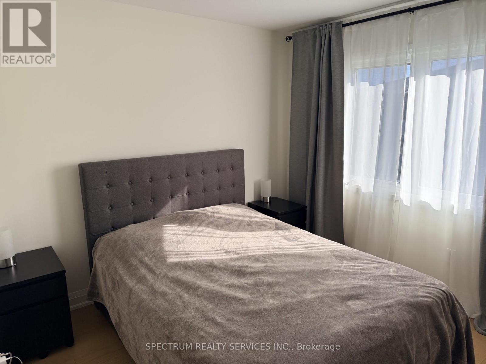 7436 MATTEO DRIVE, Niagara Falls (Brown), Ontario, L2H3T3 — Photo 4