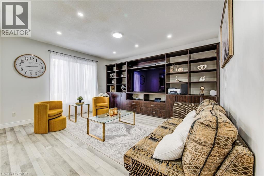 617 THORNDALE Drive, Waterloo, Ontario, N2T0A9 — Photo 11