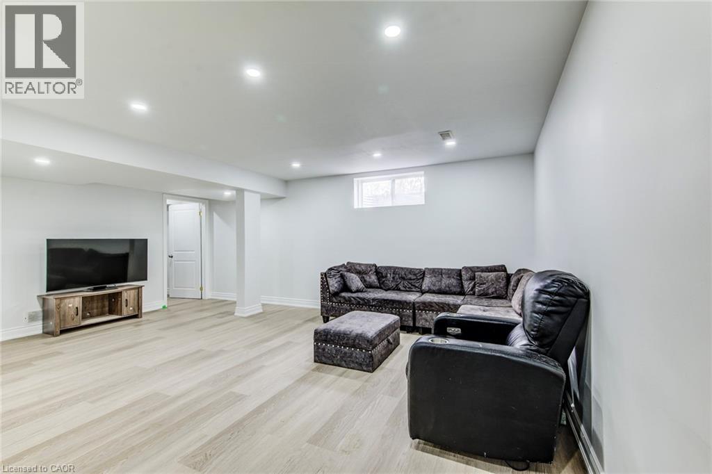 617 THORNDALE Drive, Waterloo, Ontario, N2T0A9 — Photo 38