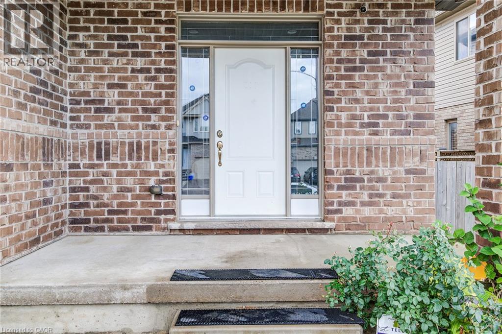 617 THORNDALE Drive, Waterloo, Ontario, N2T0A9 — Photo 5