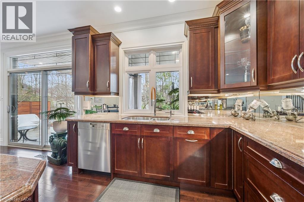 615 CLIPPER Drive, Waterloo, Ontario, N2K4B4 — Photo 15