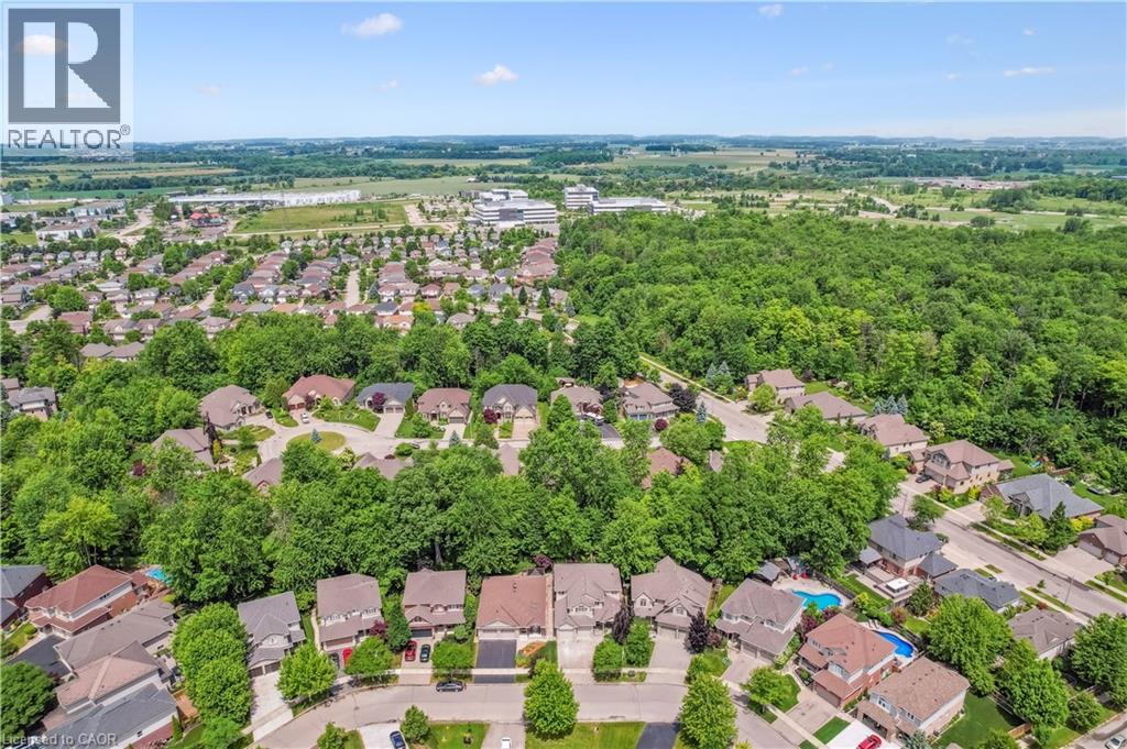 615 CLIPPER Drive, Waterloo, Ontario, N2K4B4 — Photo 47