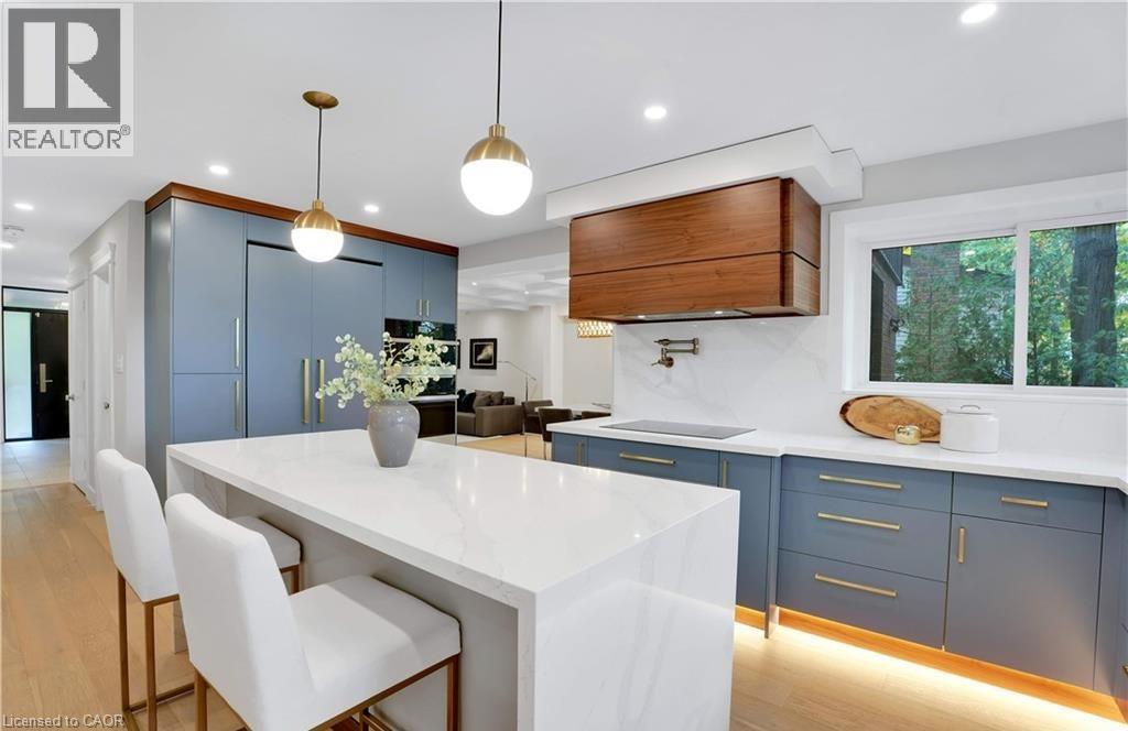 239 CORRIE Crescent, Waterloo, Ontario, N2L5W3 — Photo 12