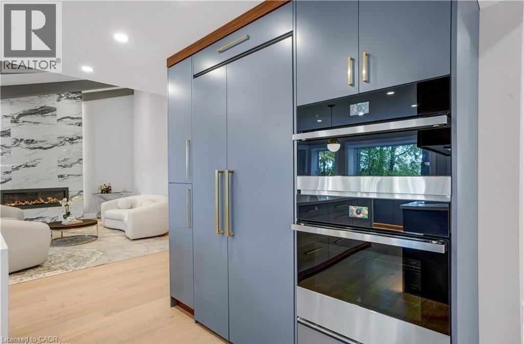 239 CORRIE Crescent, Waterloo, Ontario, N2L5W3 — Photo 14