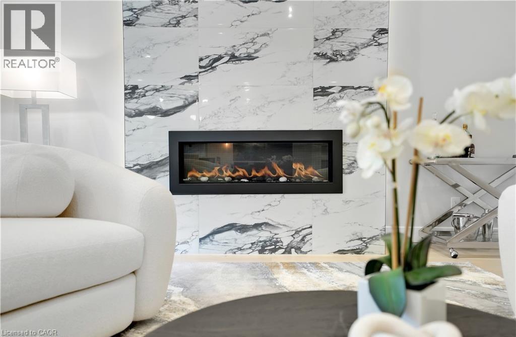 239 CORRIE Crescent, Waterloo, Ontario, N2L5W3 — Photo 18