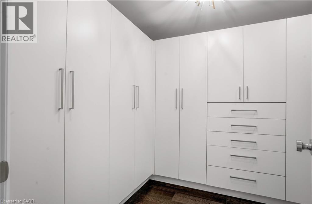 239 CORRIE Crescent, Waterloo, Ontario, N2L5W3 — Photo 33