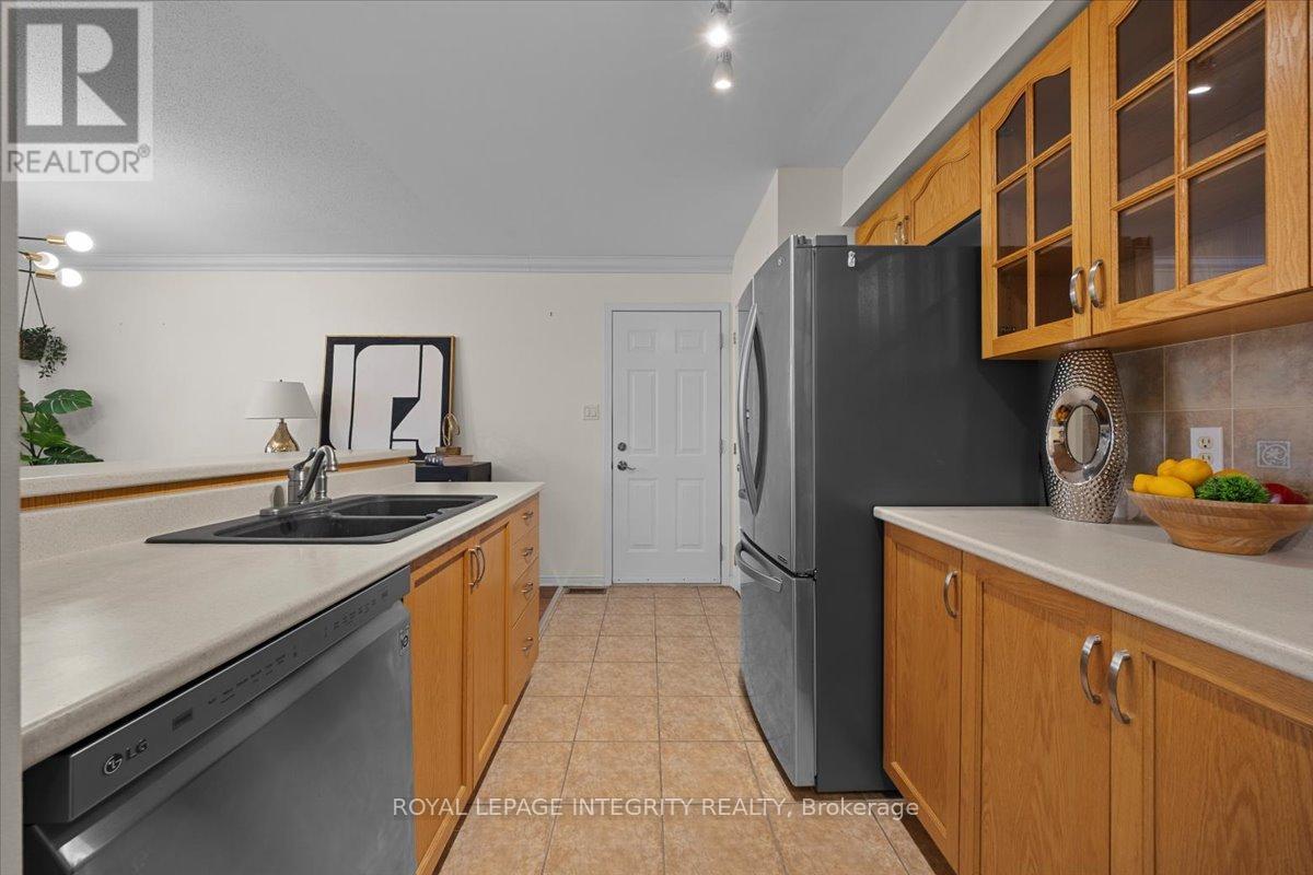 236 WABISKAW PRIVATE, Ottawa, Ontario, K2J0E5 — Photo 11