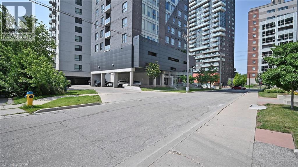 158 KING Street N Unit# 8802, Waterloo, Ontario, N2J0E5 — Photo 3