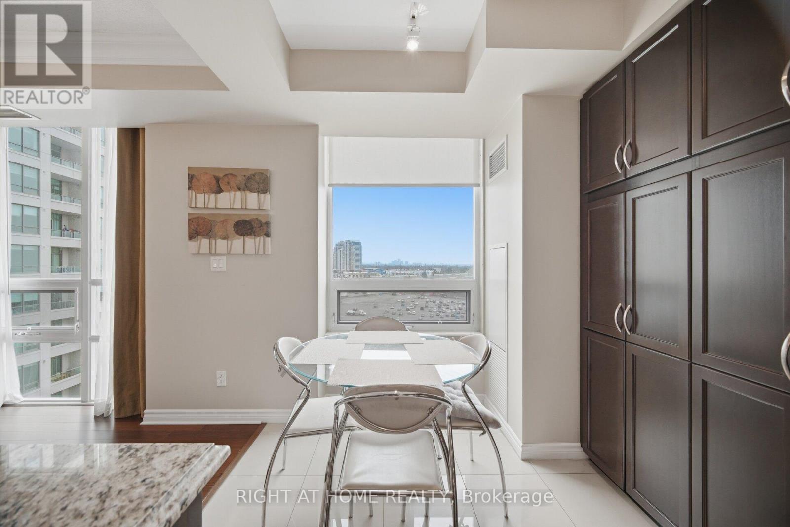 1010 - 88 PROMENADE CIRCLE, Vaughan (Brownridge), Ontario, L4J9A4 — Photo 18