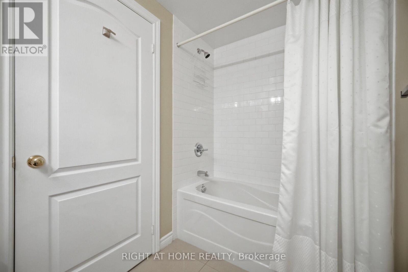 1010 - 88 PROMENADE CIRCLE, Vaughan (Brownridge), Ontario, L4J9A4 — Photo 31