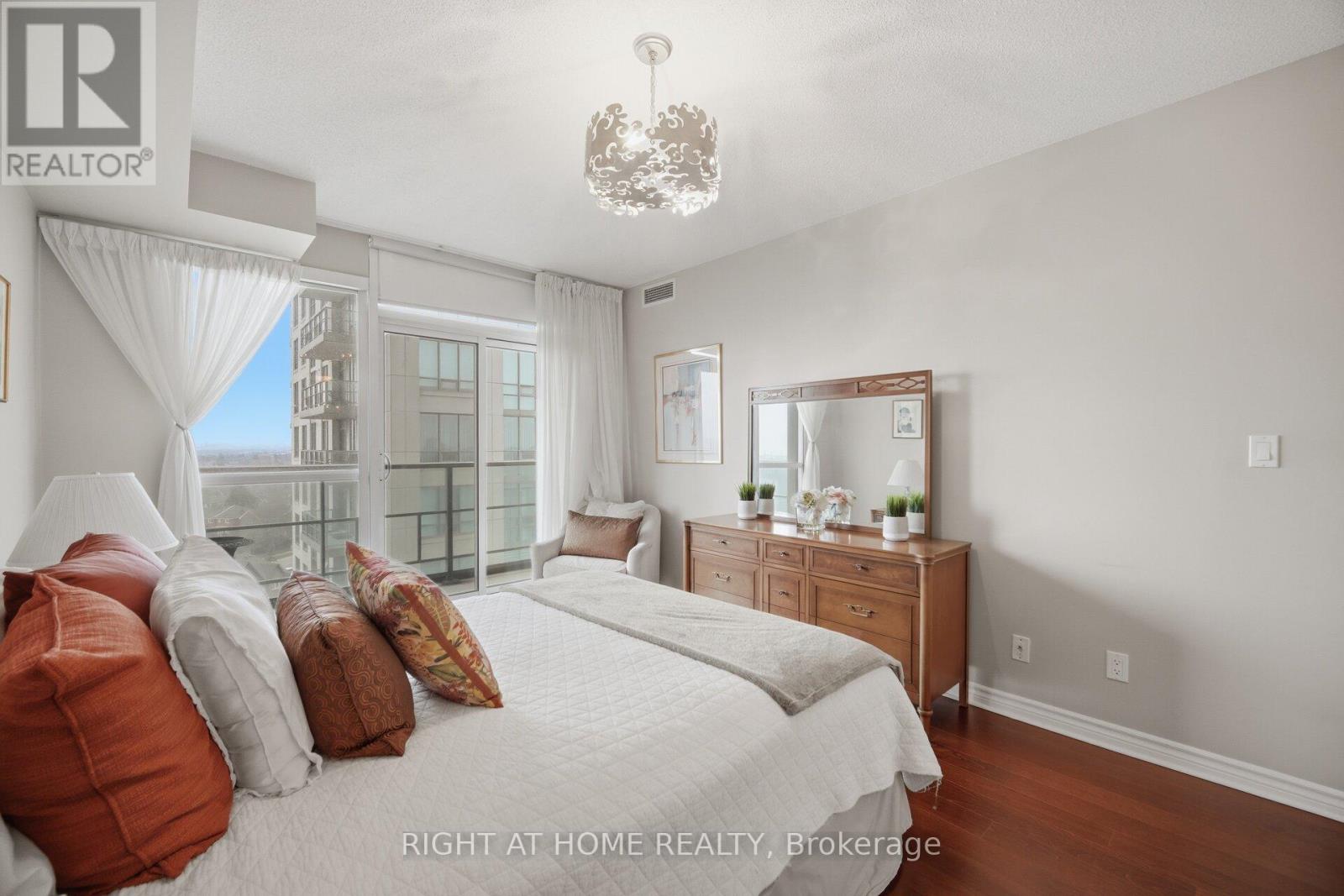 1010 - 88 PROMENADE CIRCLE, Vaughan (Brownridge), Ontario, L4J9A4 — Photo 34