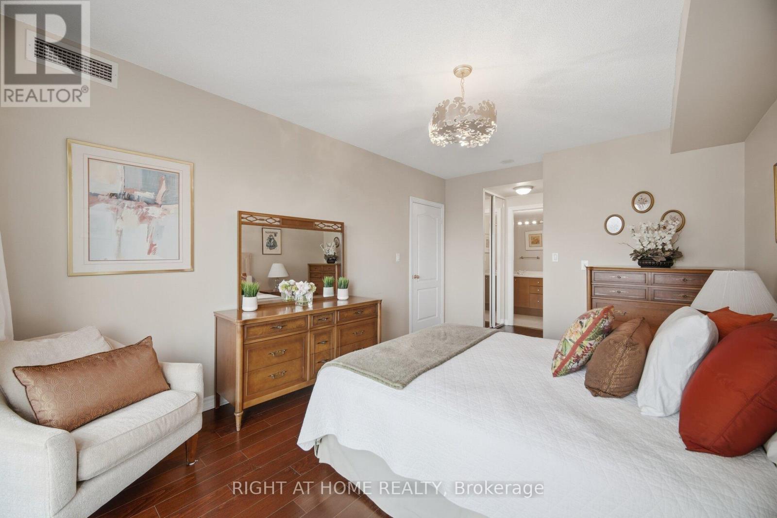 1010 - 88 PROMENADE CIRCLE, Vaughan (Brownridge), Ontario, L4J9A4 — Photo 35