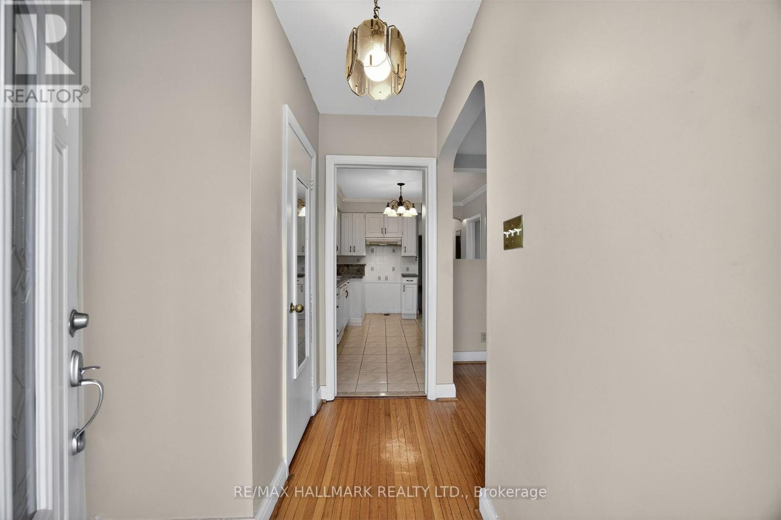 50 DORKING CRESCENT, Toronto (Downsview-Roding-CFB), Ontario, M3M2B6 — Photo 6