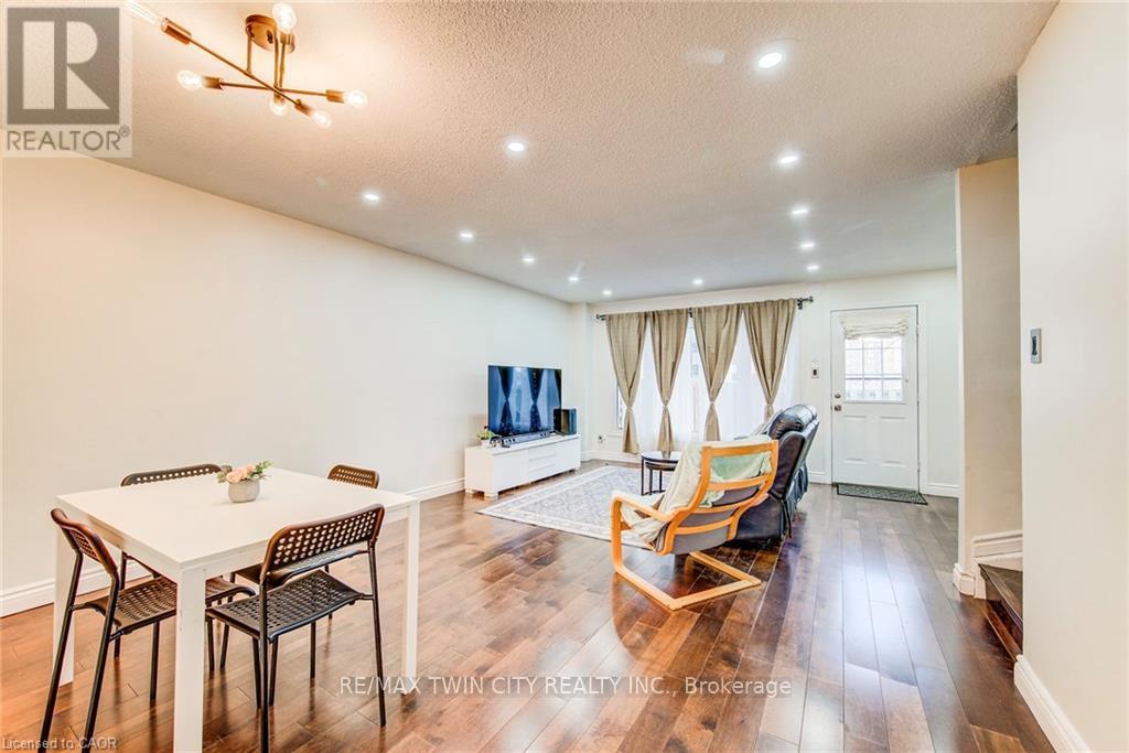 27 - 15 GREEN VALLEY DRIVE, Kitchener, Ontario, N2P1K7 — Photo 13