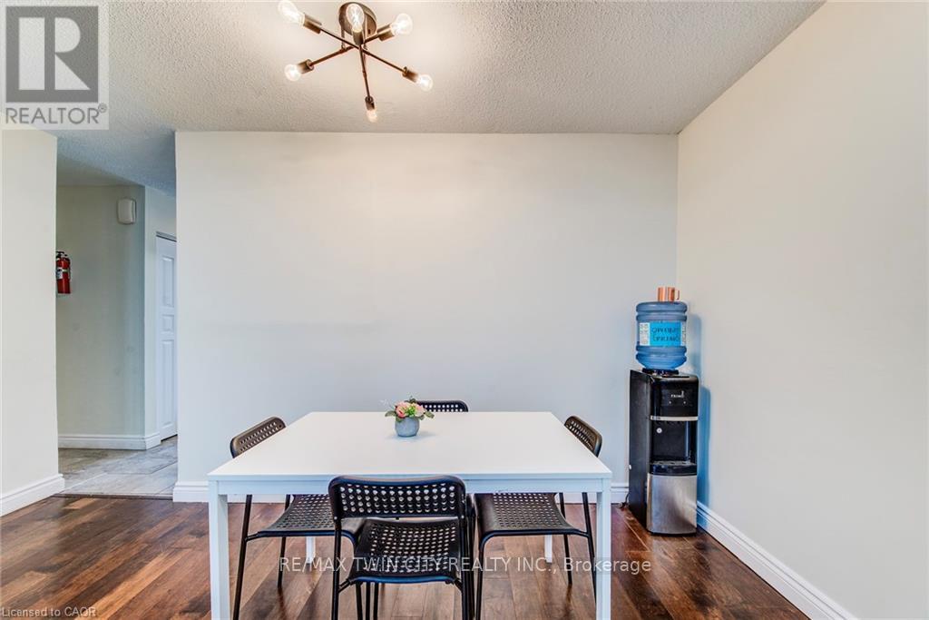 27 - 15 GREEN VALLEY DRIVE, Kitchener, Ontario, N2P1K7 — Photo 15