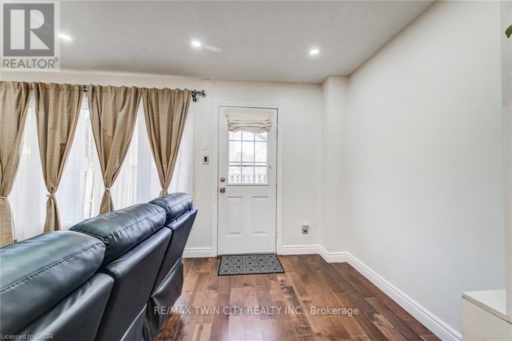27 - 15 GREEN VALLEY DRIVE, Kitchener, Ontario, N2P1K7 — Photo 19