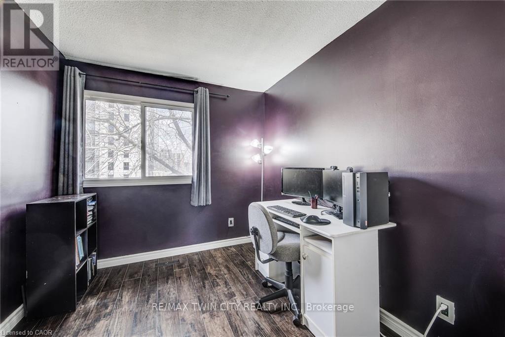 27 - 15 GREEN VALLEY DRIVE, Kitchener, Ontario, N2P1K7 — Photo 21